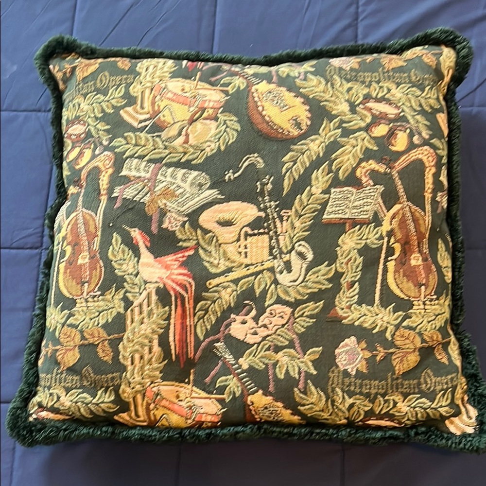 VTG Tapisserie Tapestry 100% Cotton Metropolitan Opera Woven Pillow 18”x18”